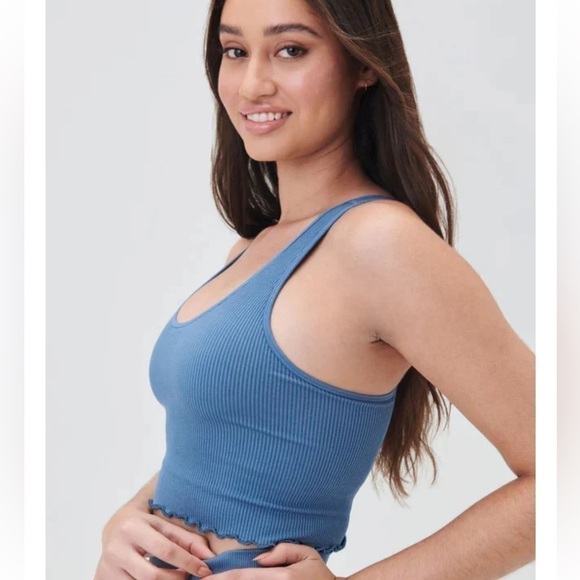 SPIRITUAL GANGSTER Seamless Top Crop Bra, light Blue, size M/L - Picture 11 of 15